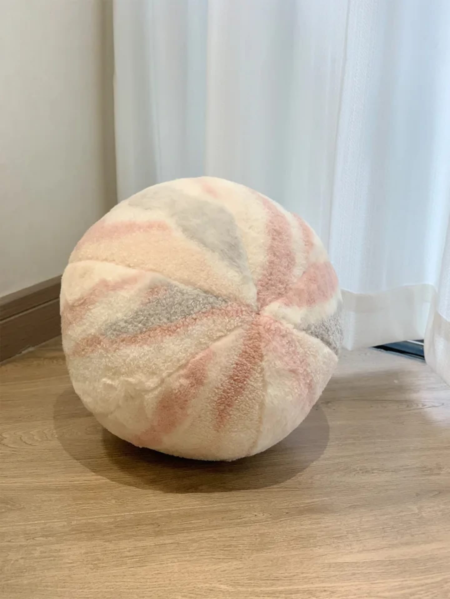 Aurelia Round - Image 4